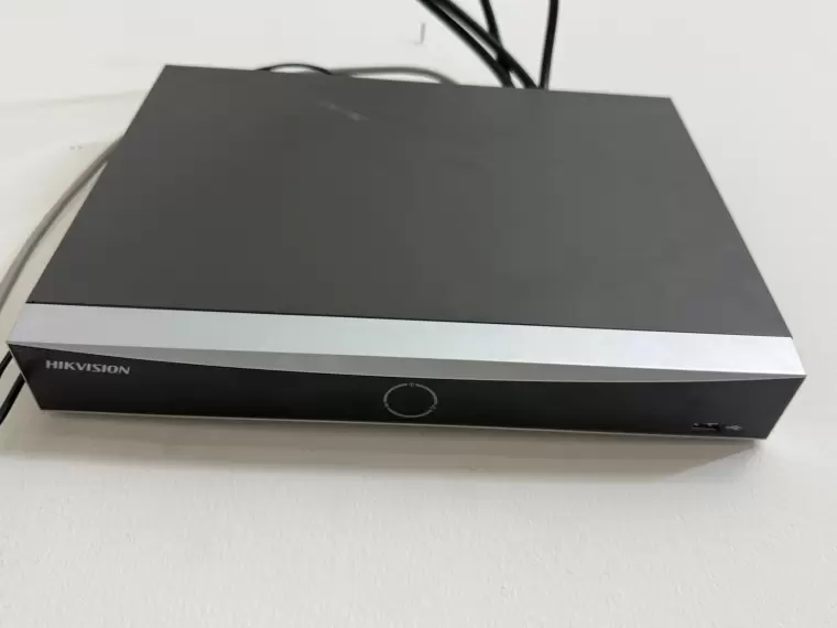 جهاز تسجيل كاميرات المراقبة Hikvision